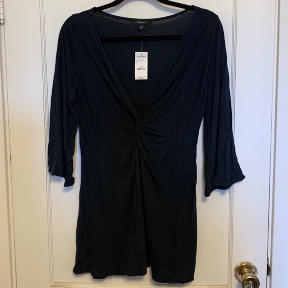 Express 3/4 sleeve top - Picture 2 of 3